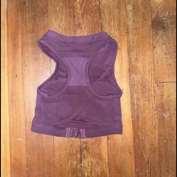 Gymshark Sports Bra - Picture 2 of 3